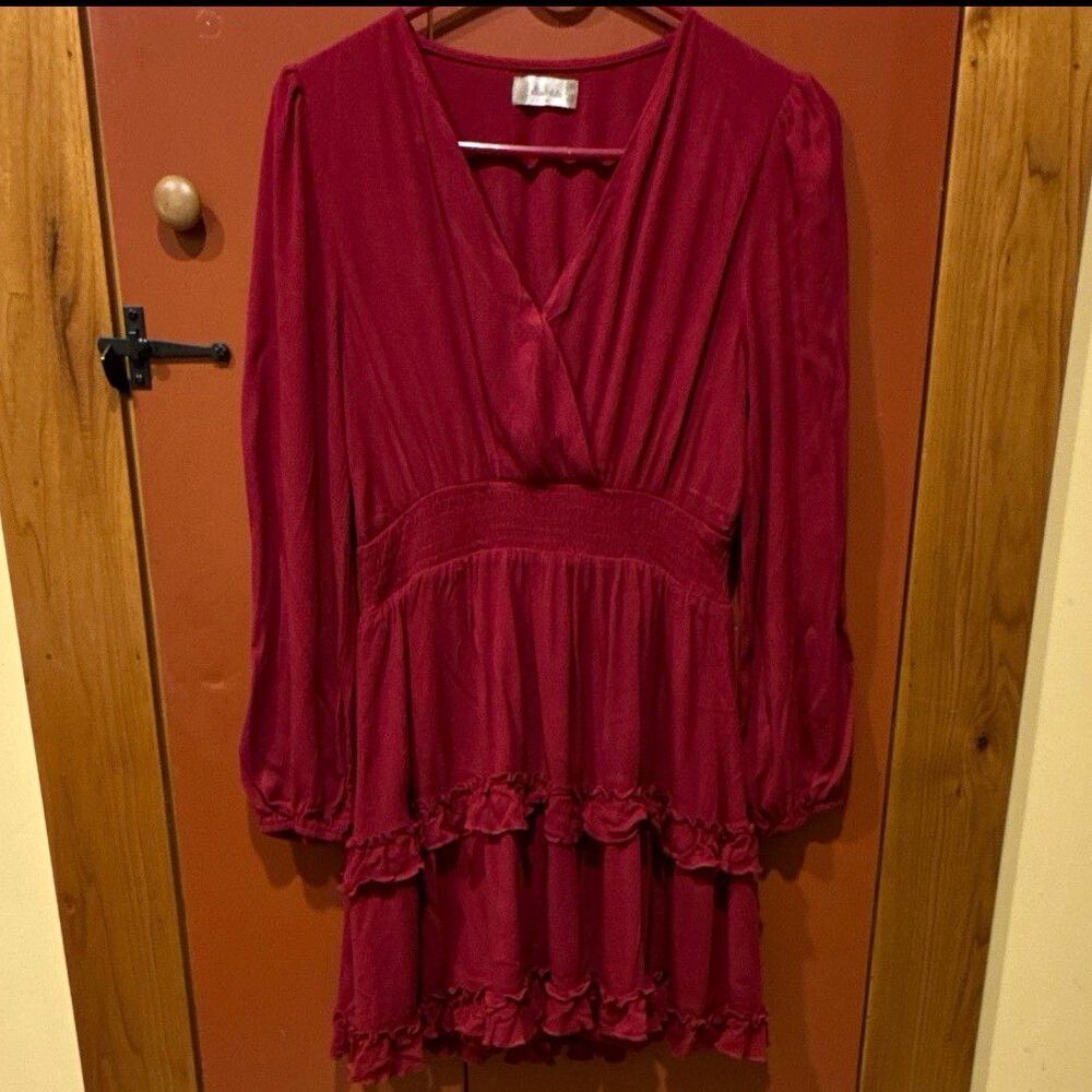Altar'd State Burgundy Solid V-Neck Long Sleeve Ruffle Fit & Flare Short M